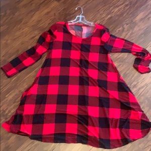 GUC Red buffalo plaid dress with pockets sz Large